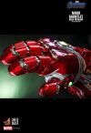 Avengers-4-Nano-Gauntlet-Hulk-Ver-LS-Replica-02