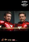 Avengers-IronMan-MkVI-Gantry-Set-14