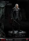 WitcherTV-Geralt-of-Rivia-Statue-10