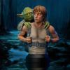 Star-Wars-ESB-Luke-With-Yoda-1-6-Bust-02