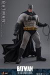 DC-Batman-DKR-Figure-02