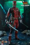 Marvel-Zombies-Deadpool-Figure-11