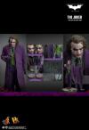 BatmanDarkKnight-Joker-Figure-13
