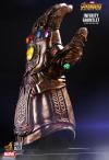Avengers-3-Infinity-Gauntlet-Prop-Replica-03