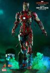 SpiderMan-FFH-Mysterios-IronMan-Figure-02