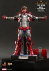 Iron-Man-2-Tony-Stark-MkV-Suit-Up-DLX-Figure-06