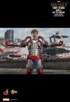 Iron-Man-2-Tony-Stark-MkV-Suit-Up-DLX-Figure-13