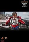 Iron-Man-2-Tony-Stark-MkV-Suit-Up-DLX-Figure-16