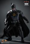 Flash2023-Batman-ModernSuit-07