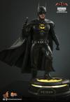 Flash2023-Batman-ModernSuit-08
