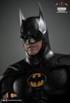 Flash2023-Batman-ModernSuit-09