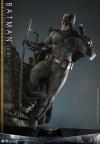 BatmanVsSuperman-Batman-v2-Figure-03