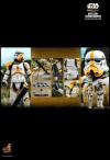 Star-Wars-Mandalorian-Artillery-Trooper-Figure-09