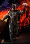 JL-Snyder-Batman-Tactical-Figure-03
