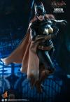 BatmanArkhamKnight-Batgirl-Figure-08