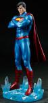 Superman-New-52-Superman-1-6th-Scale-Limited-Edition-StatueF