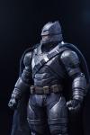 Batman-Vs-Superman-Armored-Batman-1-10-Scale-StatueN