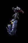 BatmanBeyond-Batman-Statue-03