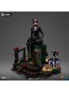 Batman-Catwoman-DLX-Statue-02