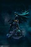DC-Batman-Catwoman-Statue-04