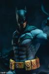DC-Batman-Catwoman-Statue-05