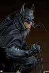 Batman-GothamGaslight-Statue-07