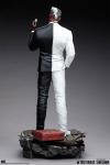 Batman-TwoFace-Qtr-Statue-05