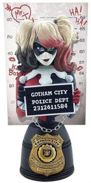 DC Comics - Harley Quinn Mugshot Bust (Red & Black)