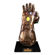 Avengers 3: Infinity War - Infinity Gauntlet Life-Size Prop Replica