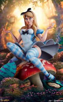 Fairytale Fantasies - Alice in Wonderland Statue