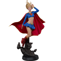 DC Comics - Supergirl Premium Format 1:4 Scale Statue