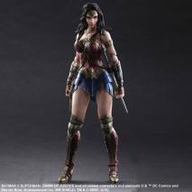 Batman v Superman: Dawn of Justice - Wonder Woman Play Arts Action Figure