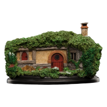 The Hobbit - #34 Lakeside Hobbit Hole Diorama