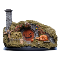 The Hobbit - #16 Hill Lane (Halloween Edition) Hobbit Hole Diorama