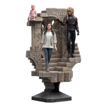 Labyrinth - Sarah and Jareth in the  Illusionary Maze 1:6 Scale Statue
